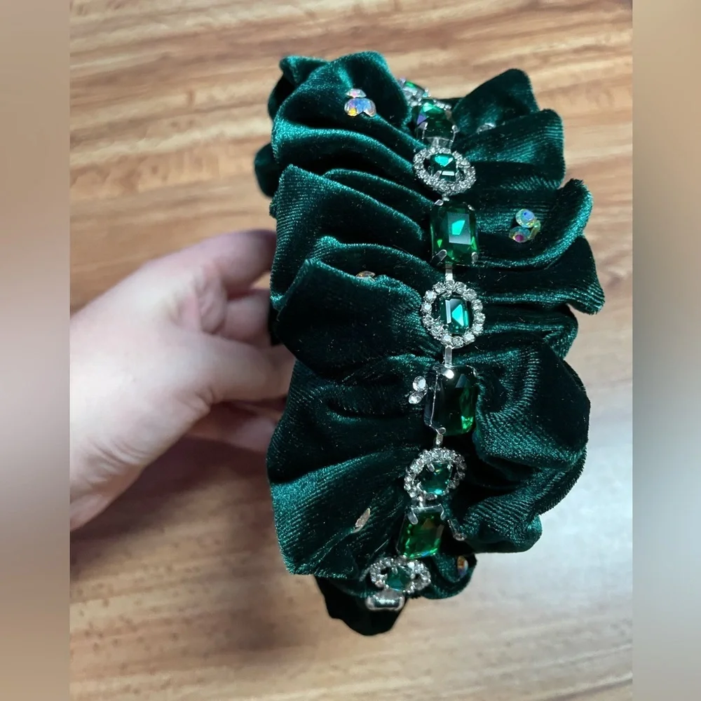 Green Ruffle Embellished Headband